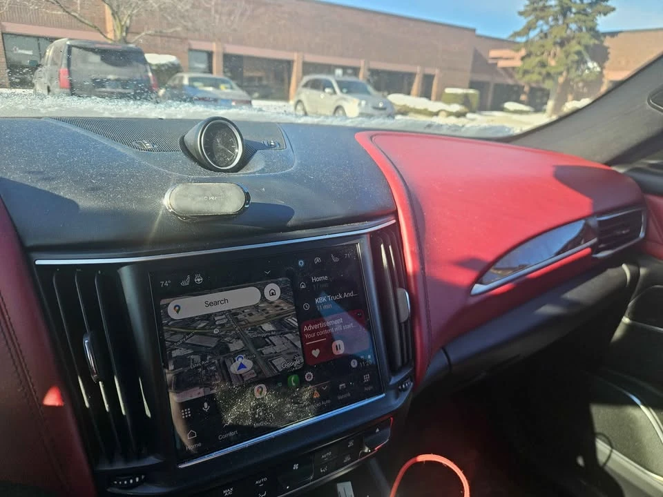 2021 Maserati Levante - Image 5 of 7