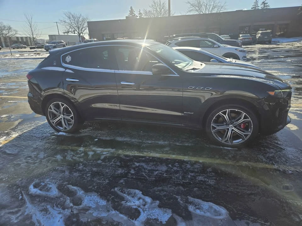 2021 Maserati Levante - Image 2 of 7