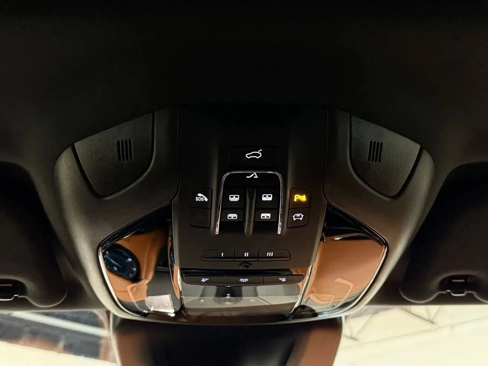2021 Maserati Levante - Image 13 of 14