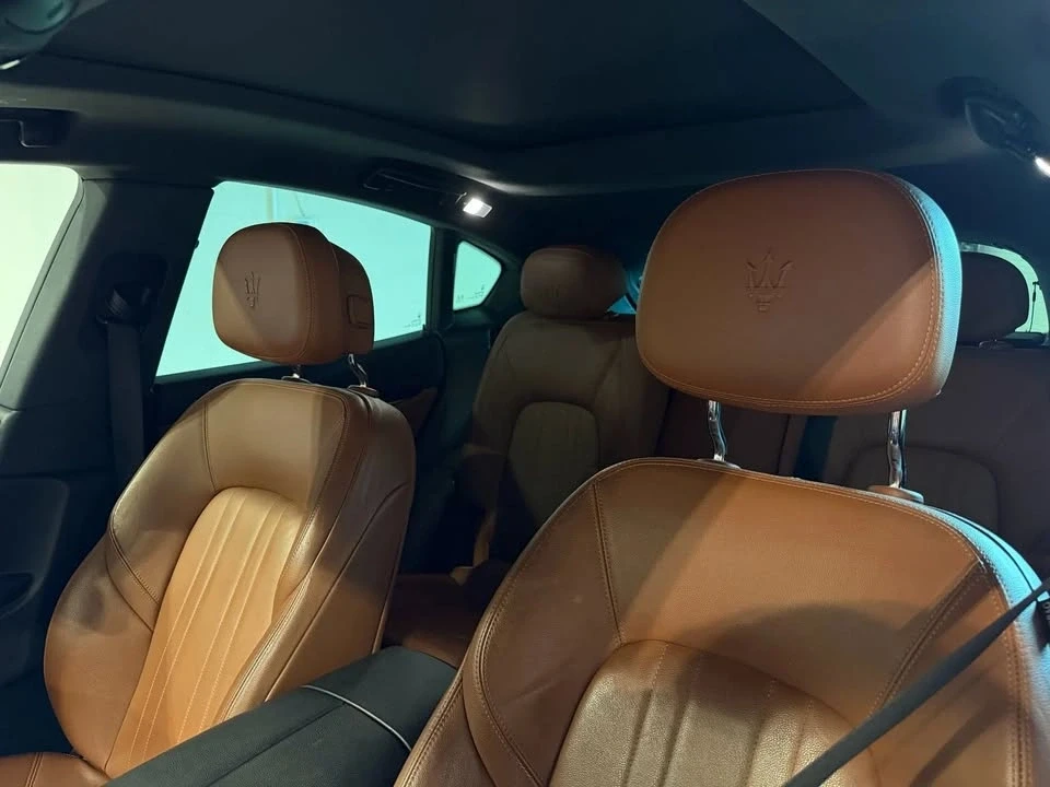 2021 Maserati Levante - Image 7 of 14