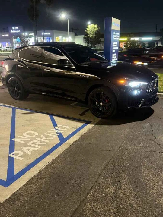 2021 Maserati Levante - Image 3 of 10
