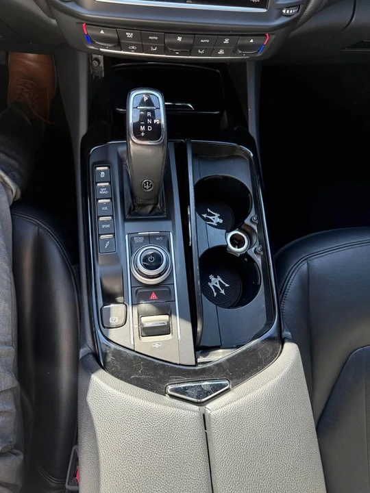 2021 Maserati Levante - Image 12 of 13