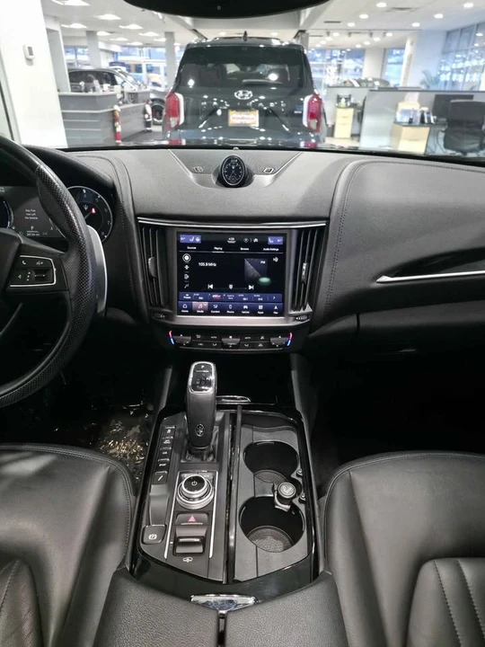 2021 Maserati Levante - Image 14 of 15