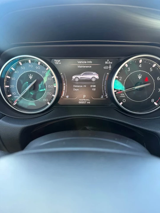 2021 Maserati Levante - Image 9 of 13