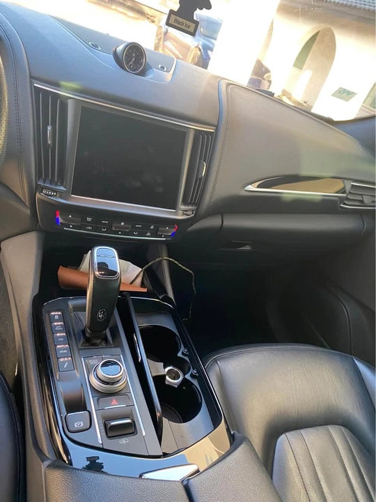 2021 Maserati Levante - Image 6 of 12