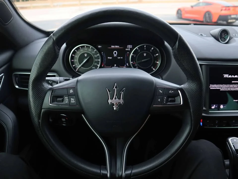 2021 Maserati Levante - Image 2 of 19