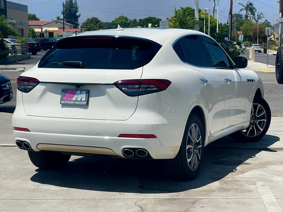 2021 Maserati Levante - Image 7 of 18