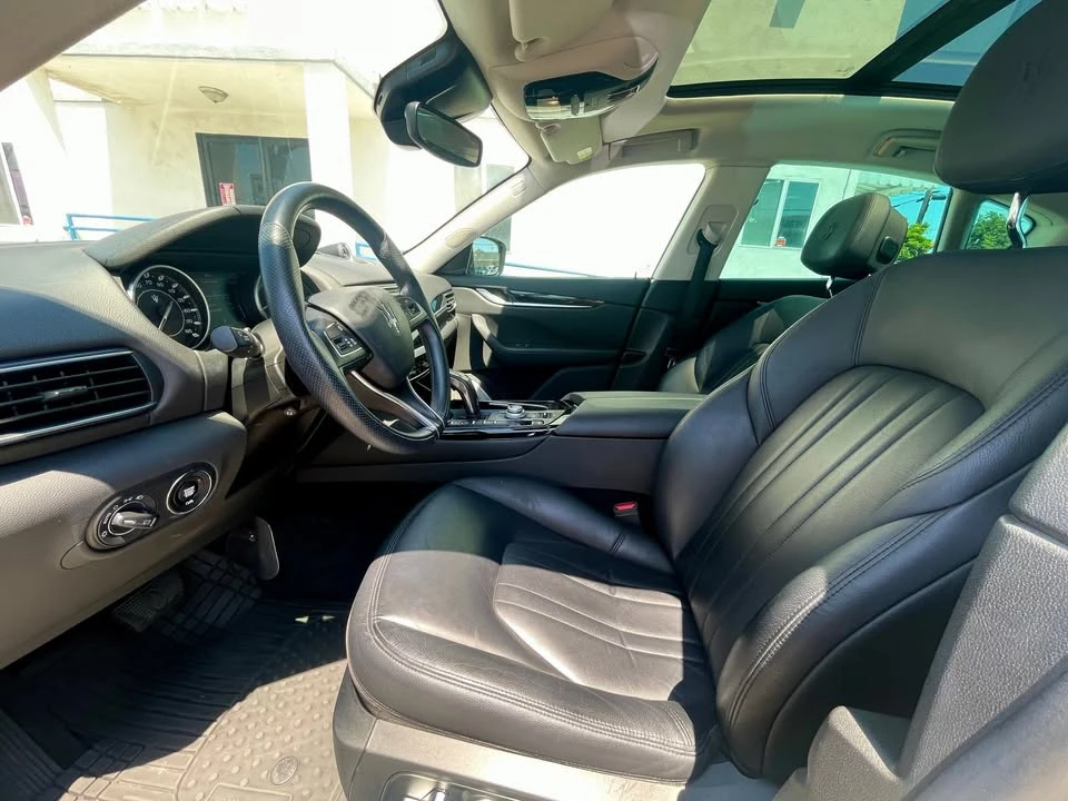 2021 Maserati Levante - Image 8 of 18