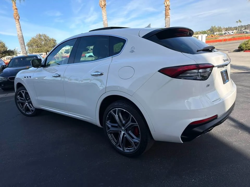 2021 Maserati Levante - Image 6 of 20