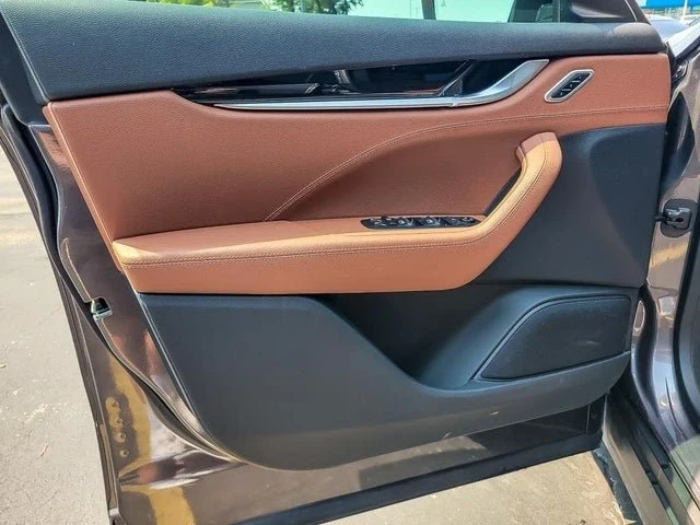 2021 Maserati Levante - Image 17 of 19