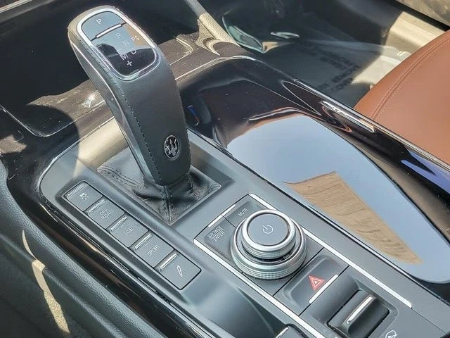 2021 Maserati Levante - Image 16 of 19