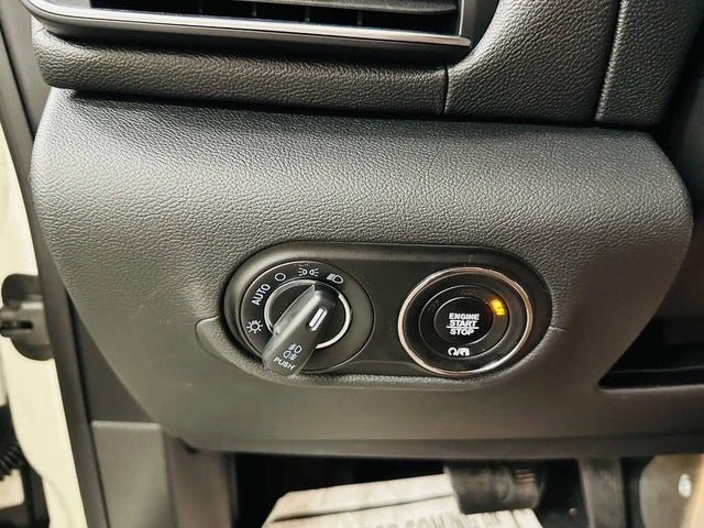 2021 Maserati Levante - Image 14 of 20