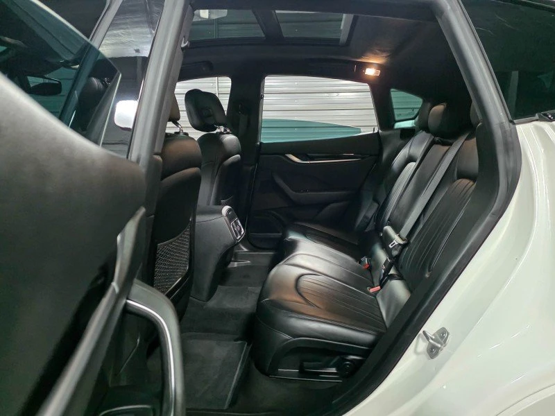 2021 Maserati Levante - Image 13 of 20