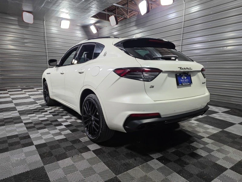 2021 Maserati Levante - Image 8 of 20