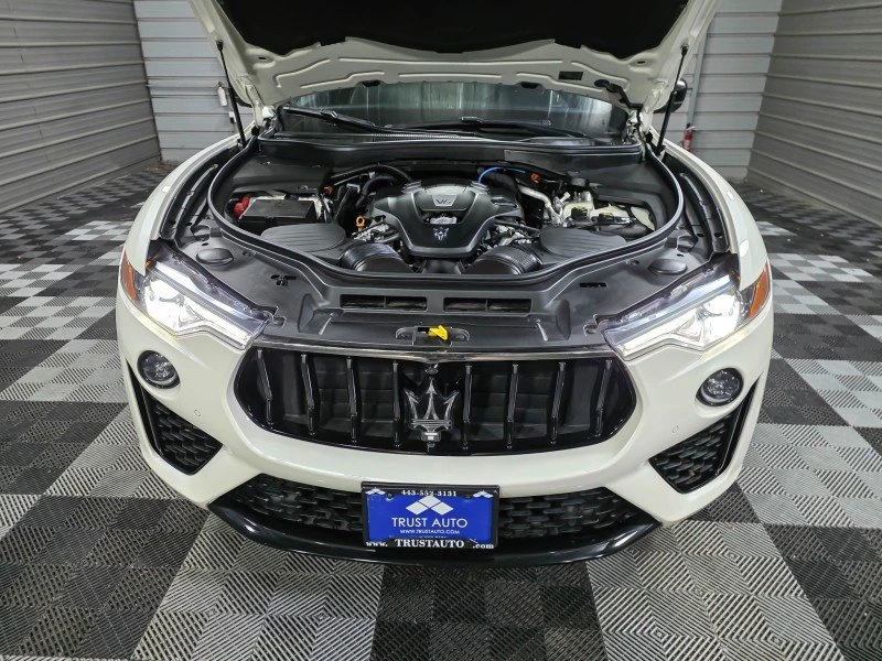 2021 Maserati Levante - Image 17 of 20