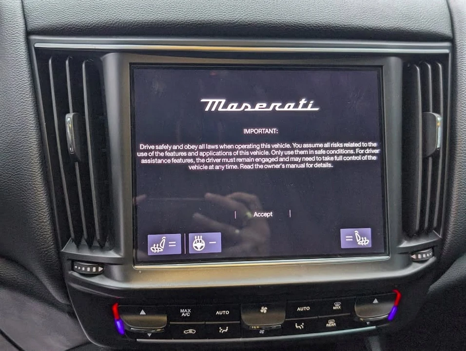 2021 Maserati Levante - Image 10 of 20