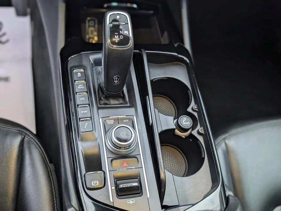 2021 Maserati Levante - Image 9 of 20
