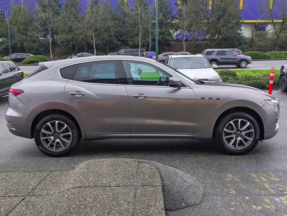 2021 Maserati Levante - Image 18 of 20