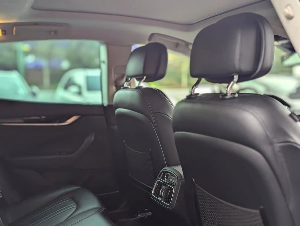 2021 Maserati Levante - Image 15 of 20
