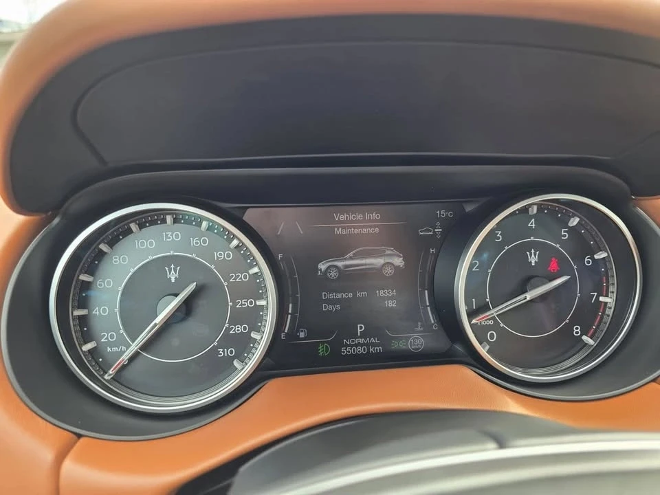 2021 Maserati Levante - Image 7 of 11