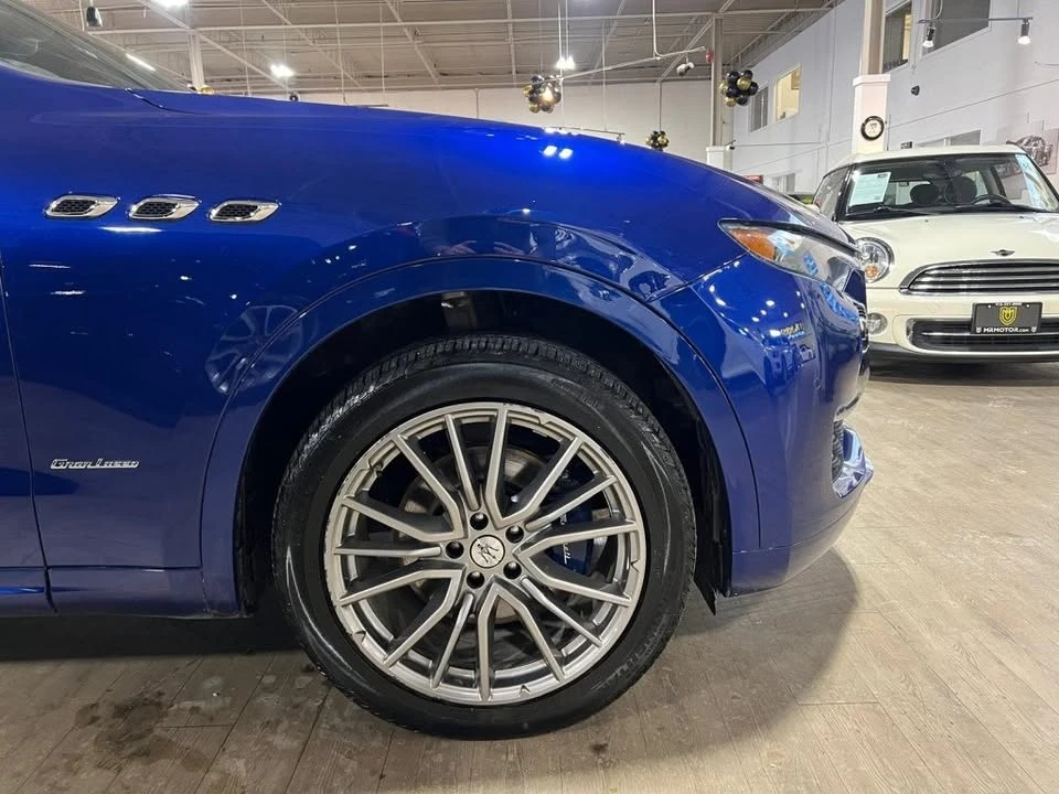 2021 Maserati Levante - Image 8 of 12