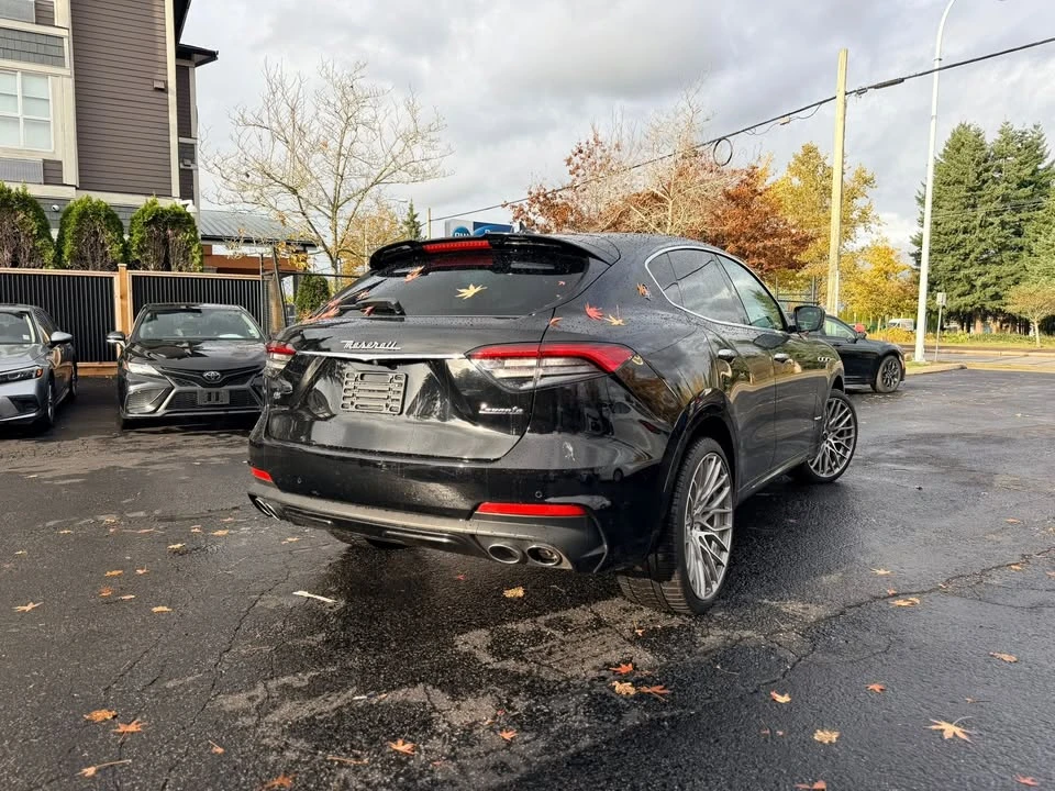 2021 Maserati Levante - Image 3 of 8