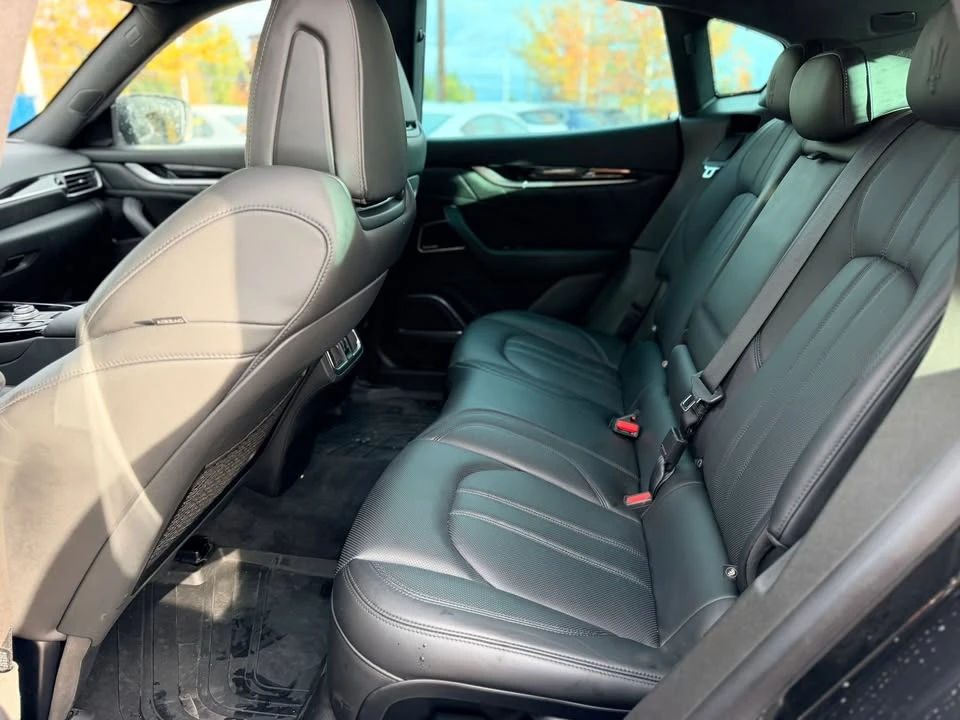 2021 Maserati Levante - Image 7 of 8
