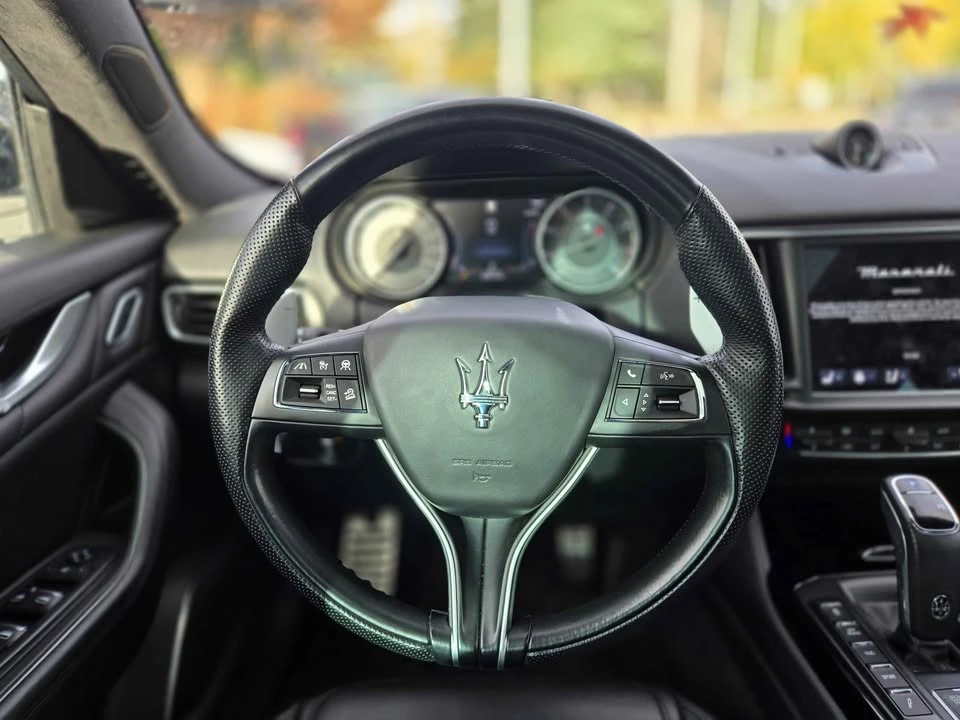 2021 Maserati Levante - Image 8 of 12
