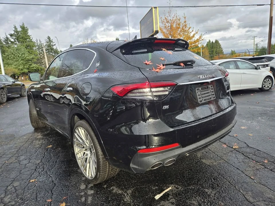 2021 Maserati Levante - Image 4 of 12