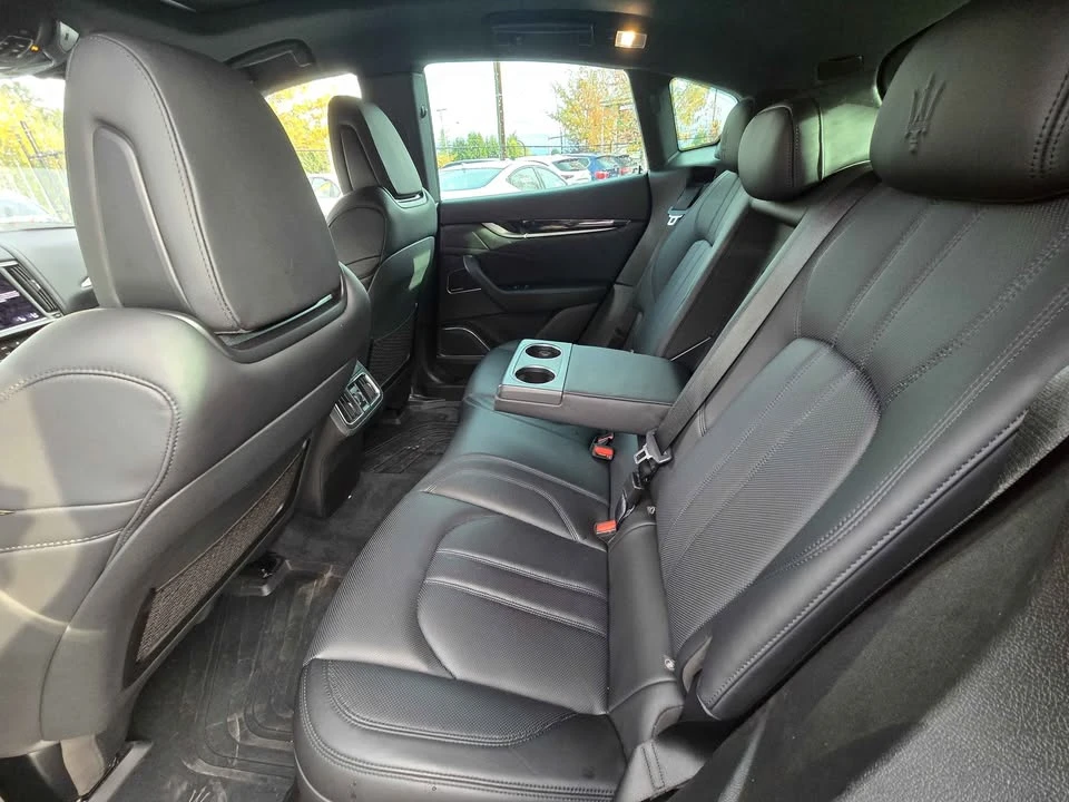2021 Maserati Levante - Image 11 of 12