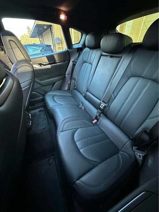 2021 Maserati Levante - Image 11 of 12