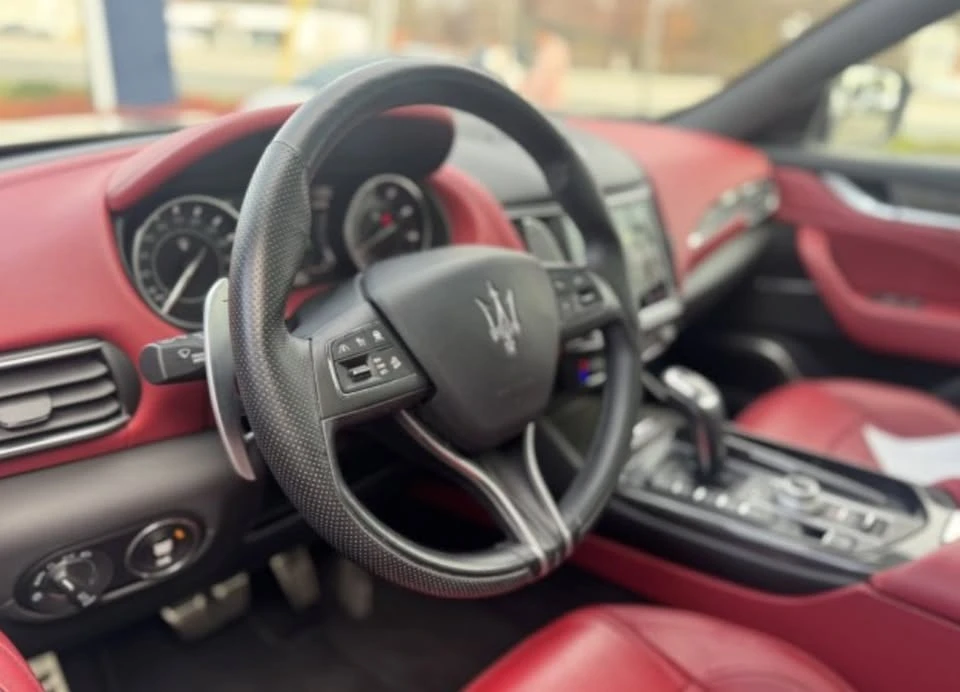 2021 Maserati Levante - Image 9 of 12
