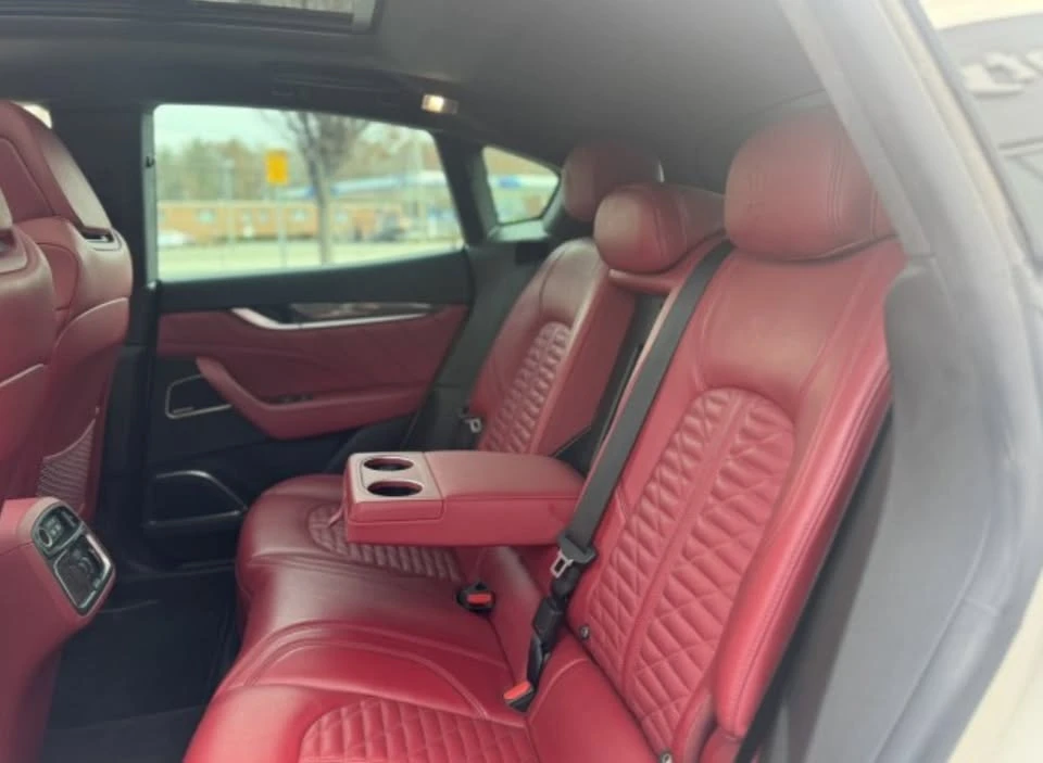 2021 Maserati Levante - Image 6 of 12