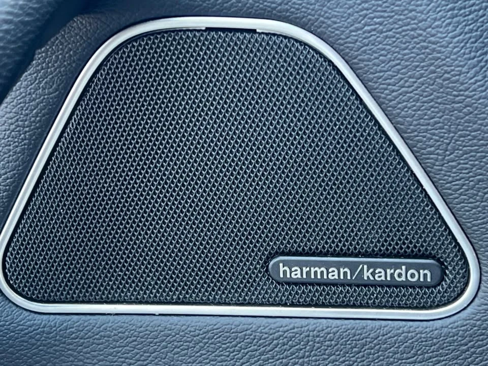 2021 Maserati Levante - Image 17 of 20