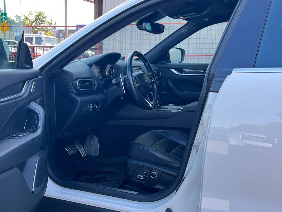 2021 Maserati Levante - Image 10 of 20