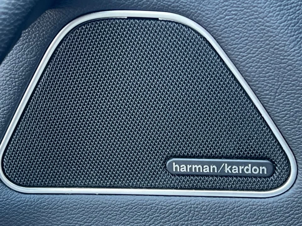 2021 Maserati Levante - Image 17 of 20