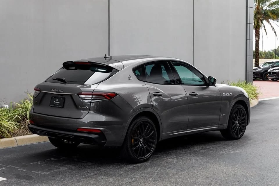 2021 Maserati Levante - Image 5 of 20