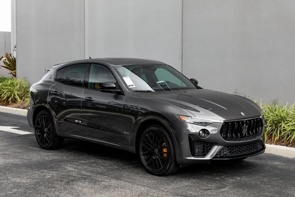 2021 Maserati Levante - Image 7 of 20