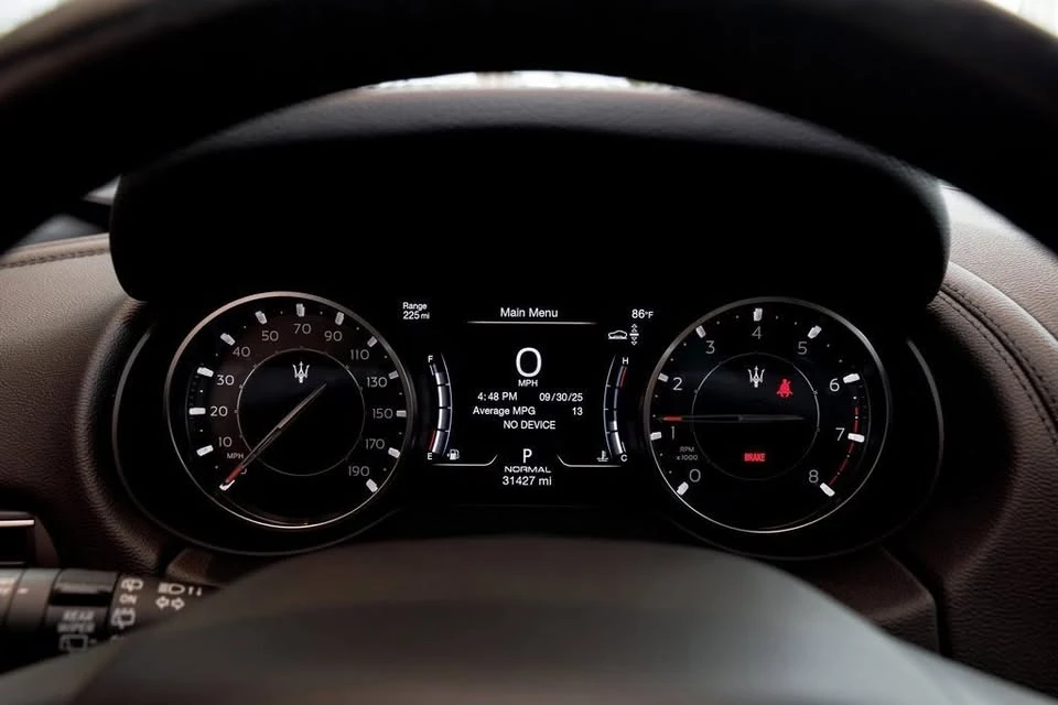 2021 Maserati Levante - Image 16 of 20