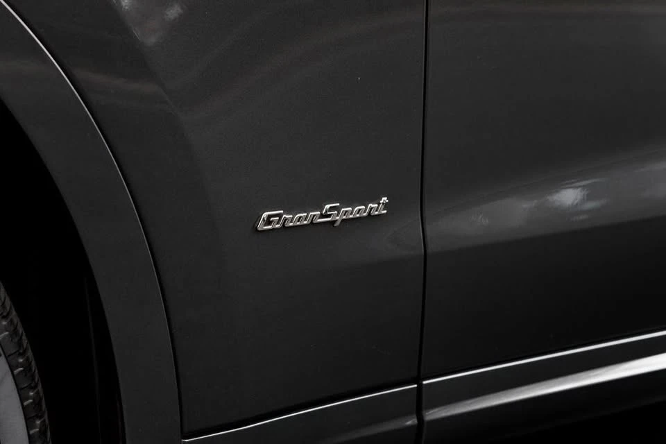 2021 Maserati Levante - Image 11 of 20