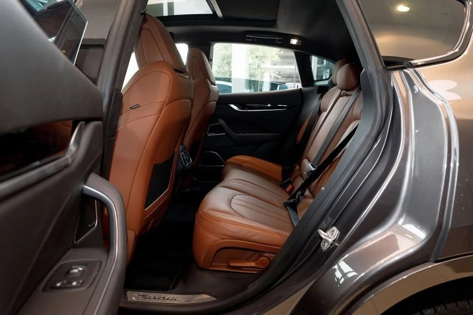 2021 Maserati Levante - Image 18 of 20