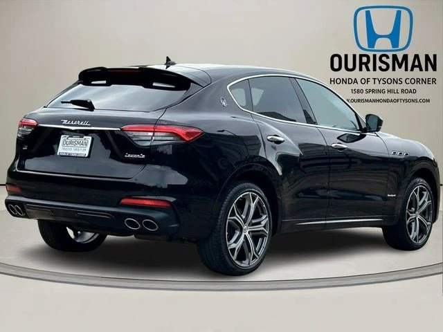 2021 Maserati Levante - Image 2 of 18