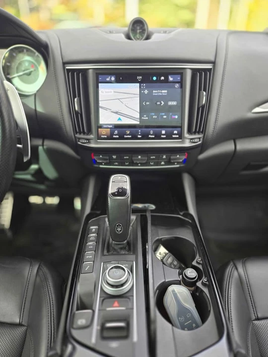 2021 Maserati Levante - Image 6 of 10