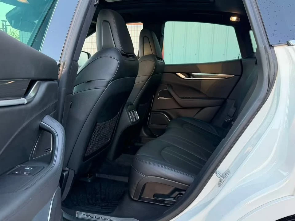 2021 Maserati Levante - Image 10 of 10