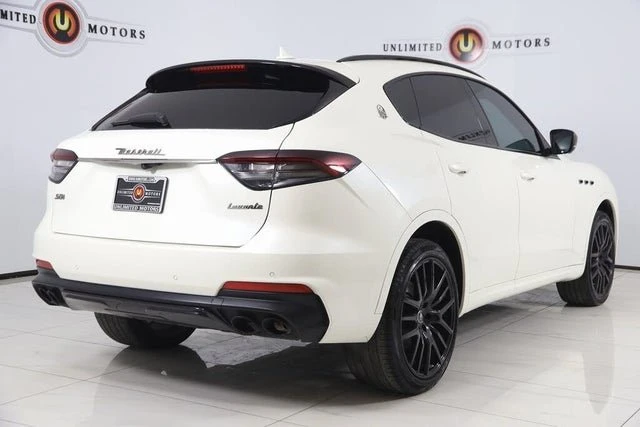 2021 Maserati Levante - Image 2 of 14