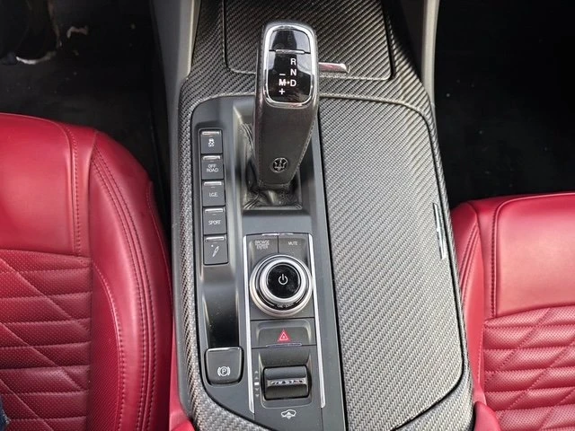2021 Maserati Levante - Image 17 of 18