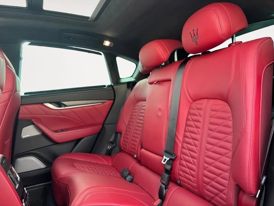 2021 Maserati Levante - Image 9 of 18
