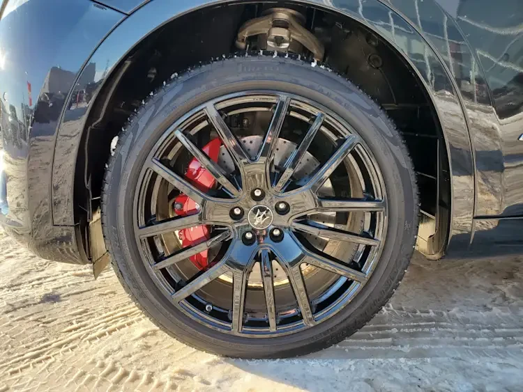 2021 Maserati Levante - Image 6 of 15