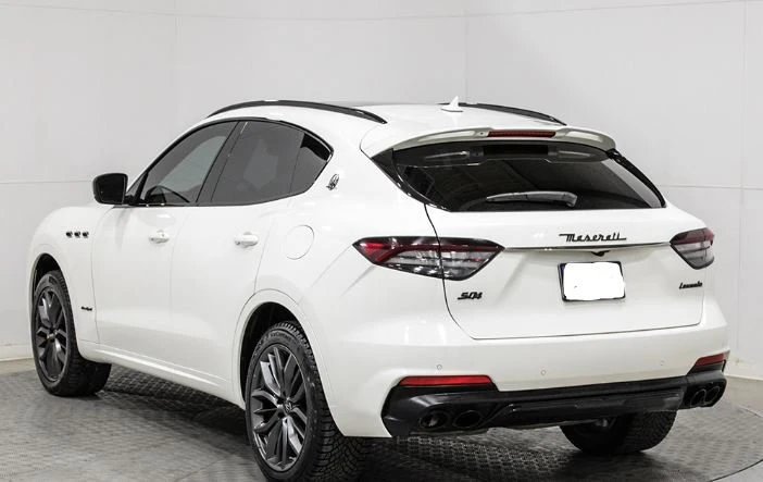 2021 Maserati Levante - Image 9 of 10