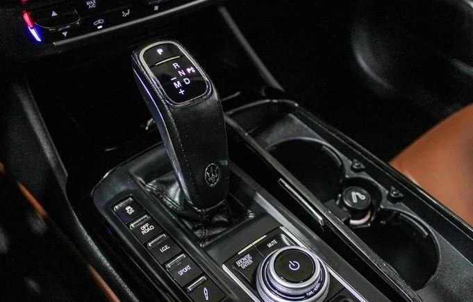 2021 Maserati Levante - Image 8 of 10